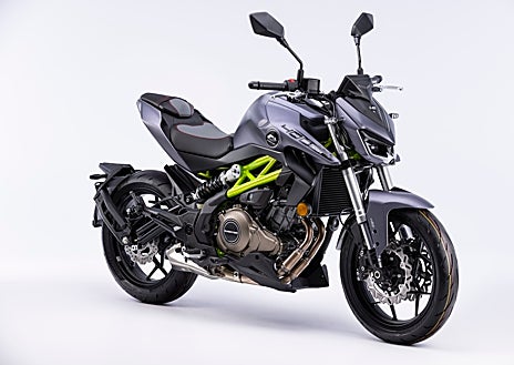 Imagen secundaria 1 - Modelos SRV550, SRK400 y 700