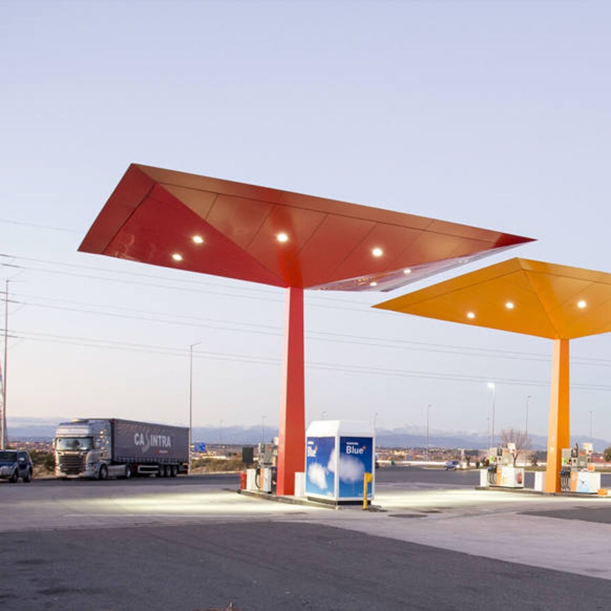 Las gasolineras defienden los combustibles neutros ante las medidas de descarbonización de la UE