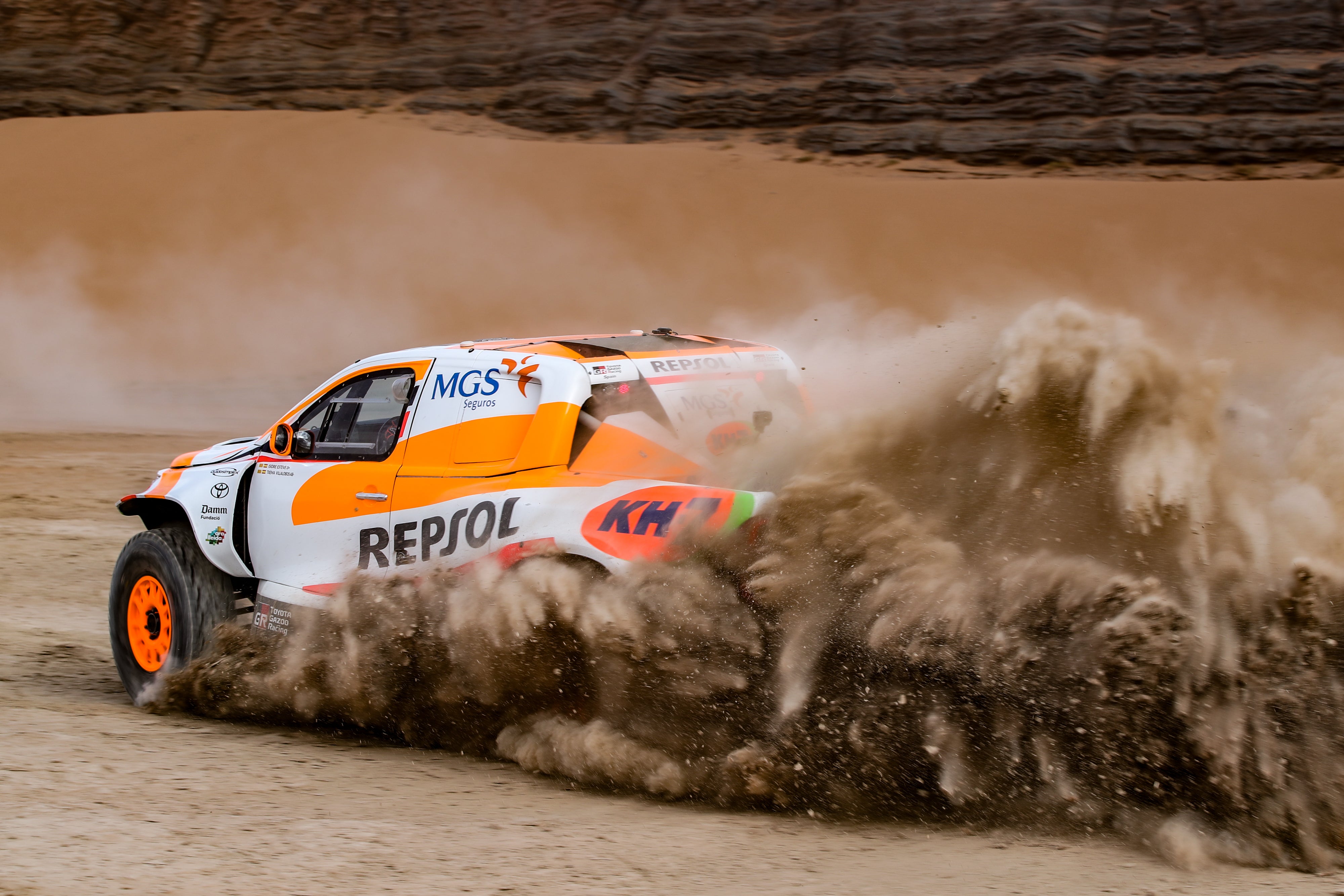 Sólo queda esperar a que el 31 de diciembre arranque el Rally Dakar 2023 para ver a Isidre Esteve y al equipo que forman Repsol, MGS Seguros, KH-7 y Toyota España en acción. Por delante tendrán 14 etapas y una prólogo con un formato de carrera con más días y más kilómetros.