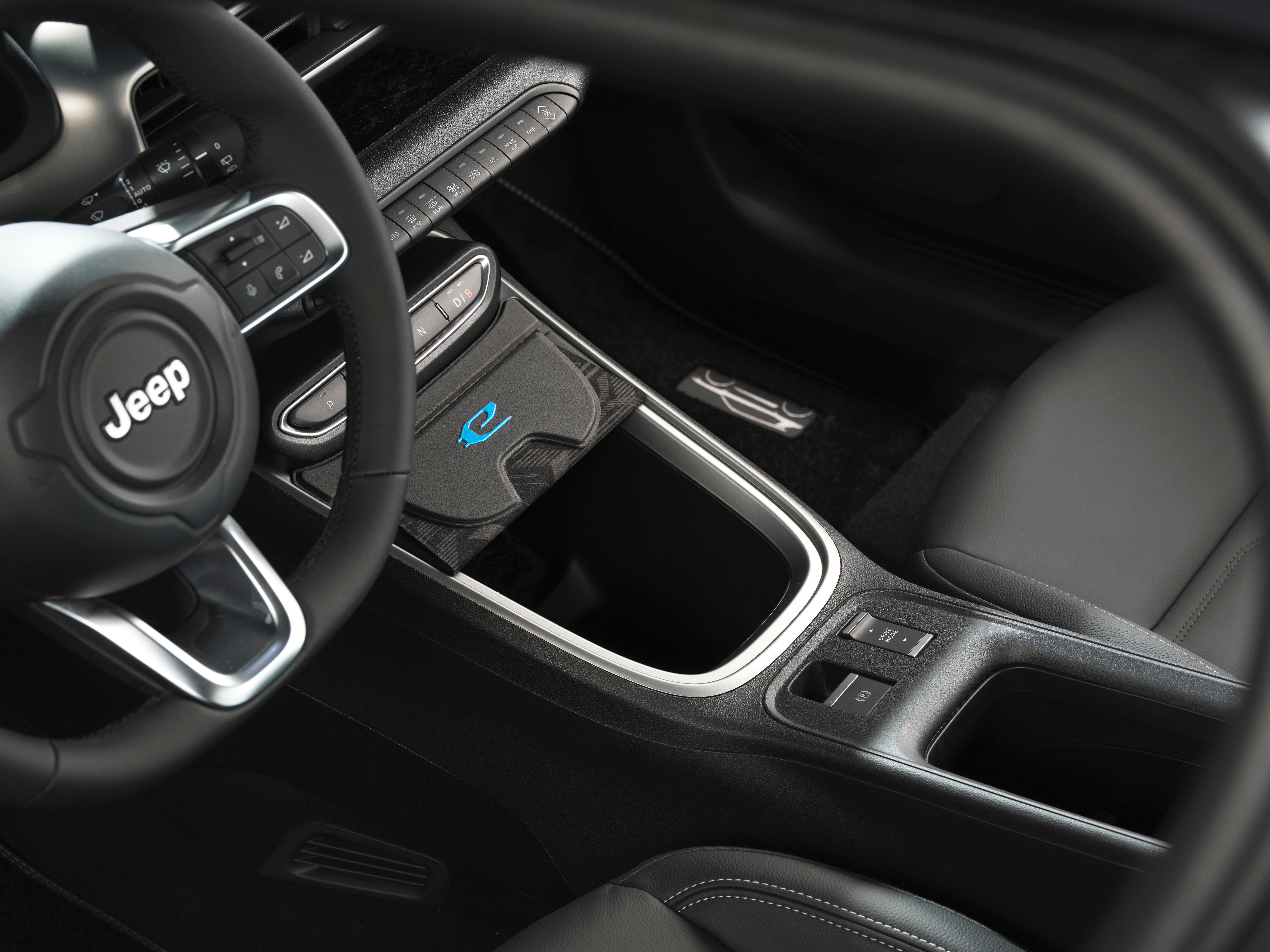 Detalles del interior del nuevo Avenger.