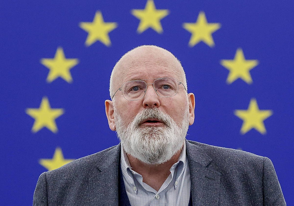 El vicepresidente de la Comisión Europea, Frans Timmermans, dirigiéndose a la Eurocámara