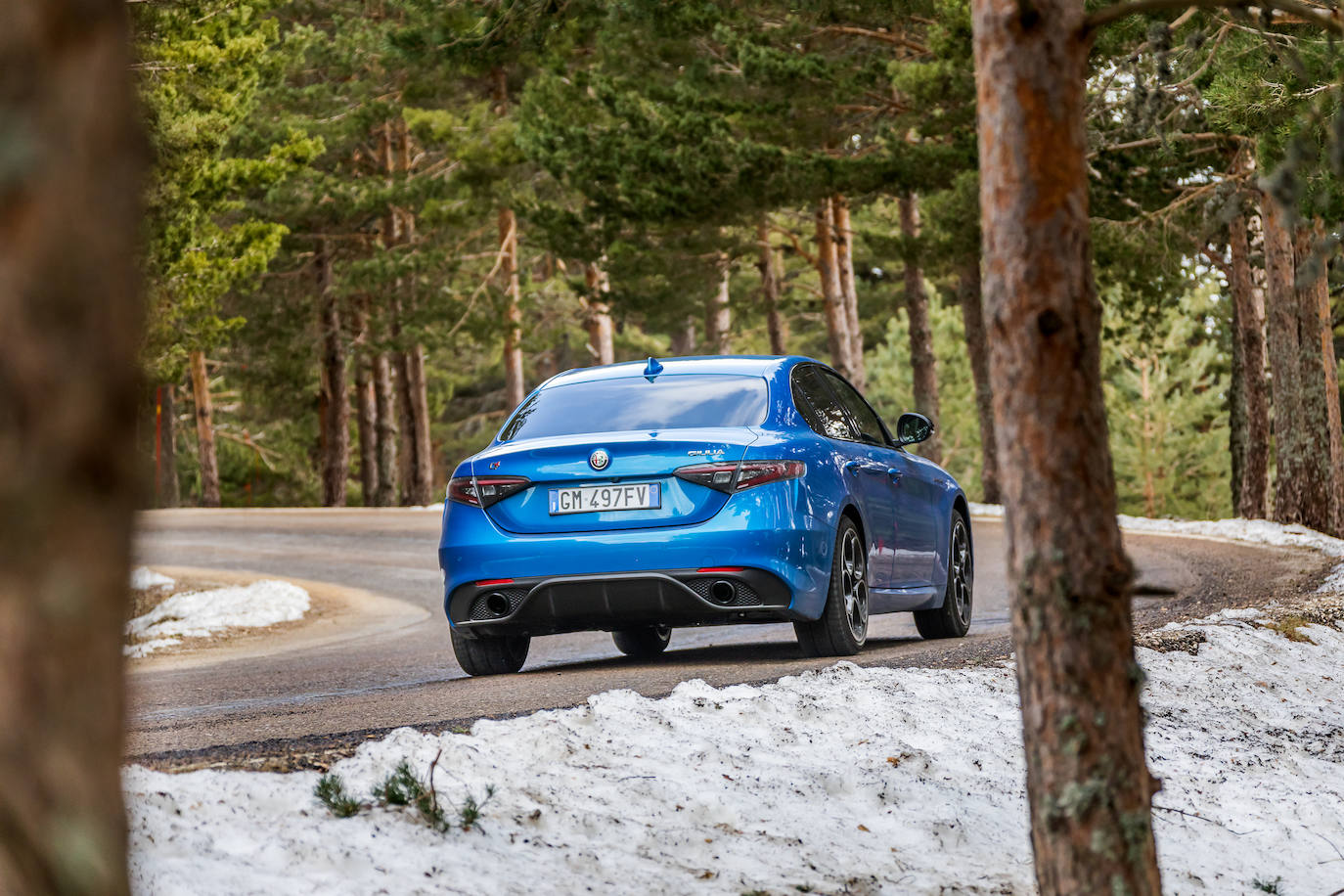 Tracción total con tecnología Q4: el sistema gestiona la tracción del vehículo de forma reactiva y predictiva para garantizar el máximo nivel en cuanto a prestaciones, eficiencia y seguridad en todas las condiciones de conducción