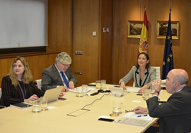 Industria crea la Alianza del Perte VEC para facilitar la colaboración público-privada