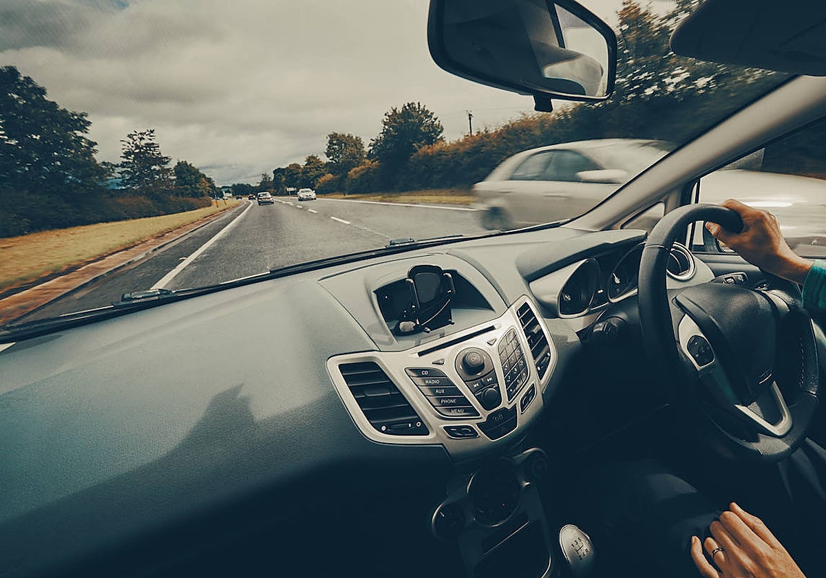 La importante novedad en los permisos de conducir entre España y Reino Unido