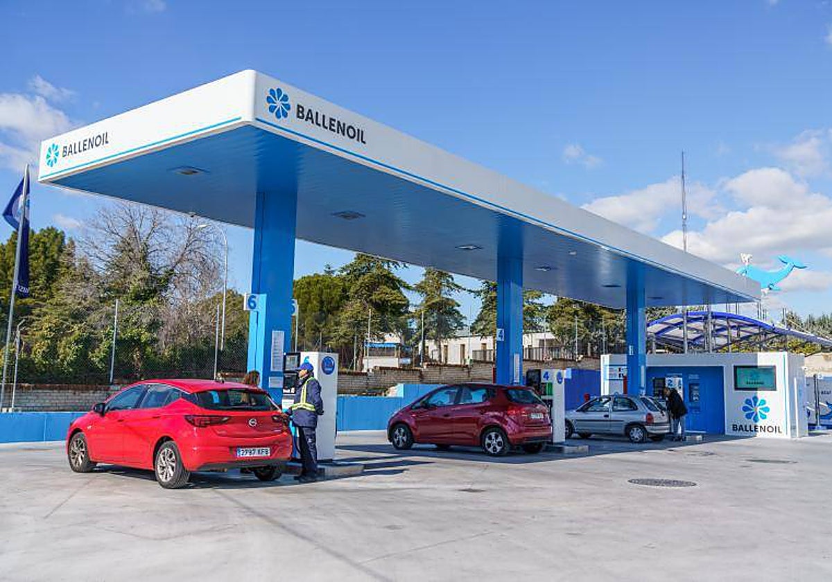 Cuáles son las gasolineras lowcost ahora que termina el descuento en todas las demás