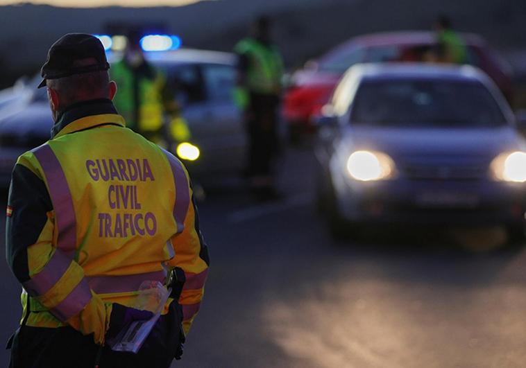 La multa que te pondrá la DGT si frenas antes de un radar