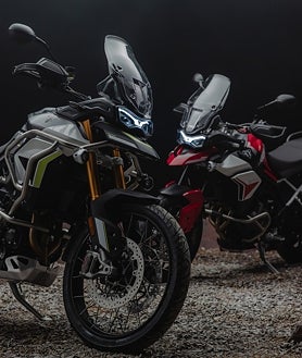 Imagen secundaria 2 - El equipo ganador de la prueba y detalles de las nuevas Tiger 900