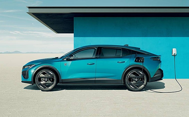 Imagen principal - Peugeot 408: fastback elegante y deportivo