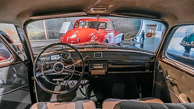 Interior del 180, más espacioso que con las carrocerías antiguas