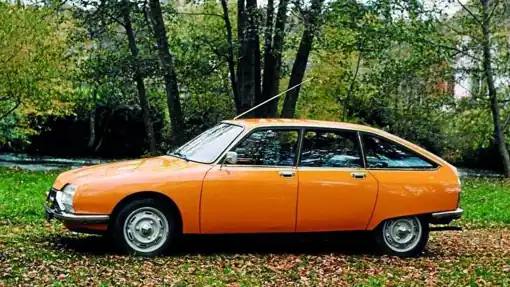 Citroën GS A (1974). Tras el éxito de la primera edición del premio, que tuvo una enorme repercusión, el año siguiente contendieron cuatro modelos: el Seat 132, el Seat 1430 Especial 1600, el Citroen GS y el Seat 1800 Coupé. Se impuso el Citroën GS, que era un coche familiar muy innovador en su época.