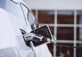 Alemania elimina las ayudas a la compra de coches eléctricos