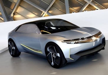 Experimental: el concept car que proyecta el futuro eléctrico de Opel