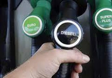 La Comisión Europea revisará en 2027 la viabilidad del fin de los coches de combustión para 2035