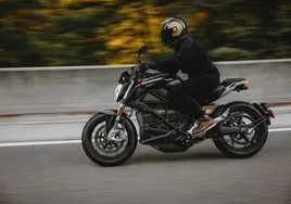 Nueva Zero SR, motocicleta eléctrica para el permiso A2