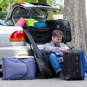 Repartir el peso o no quitar la bandeja: Cómo organizar correctamente el maletero del coche