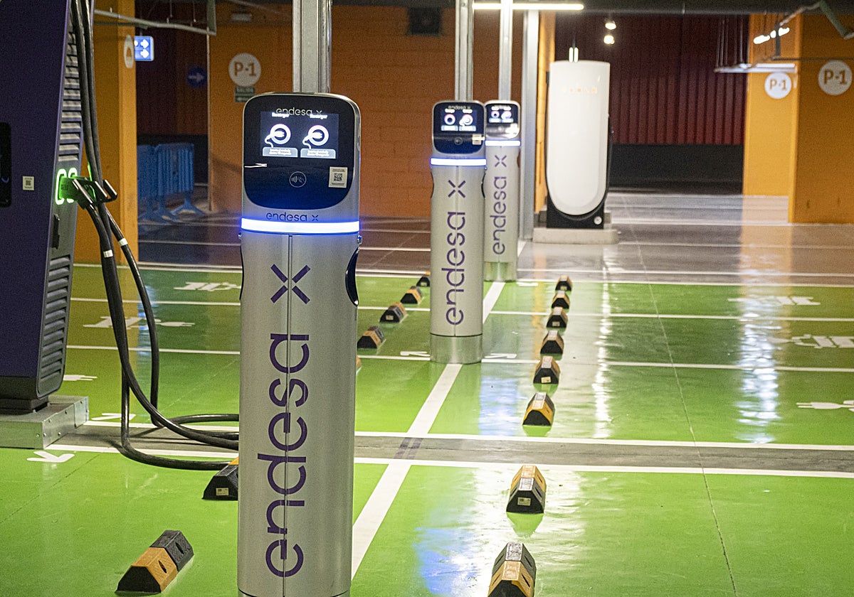 Cargadores de coche eléctrico de Endesa X.