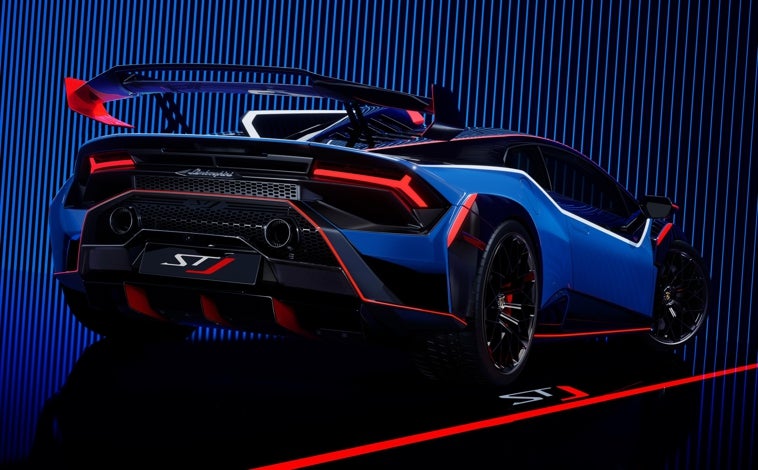 Imagen principal - Lamborghini rinde homenaje a su icónico superdeportivo con una edición limitada