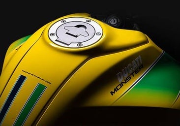 El homenaje de Ducati a Ayrton Senna con esta Monster de coleccionista