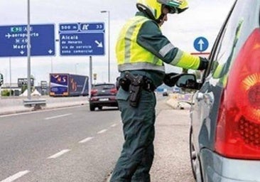 Tirar una colilla, no llevar el carnet o entrar en una ZBE: Cuidado con las multas más comunes en verano