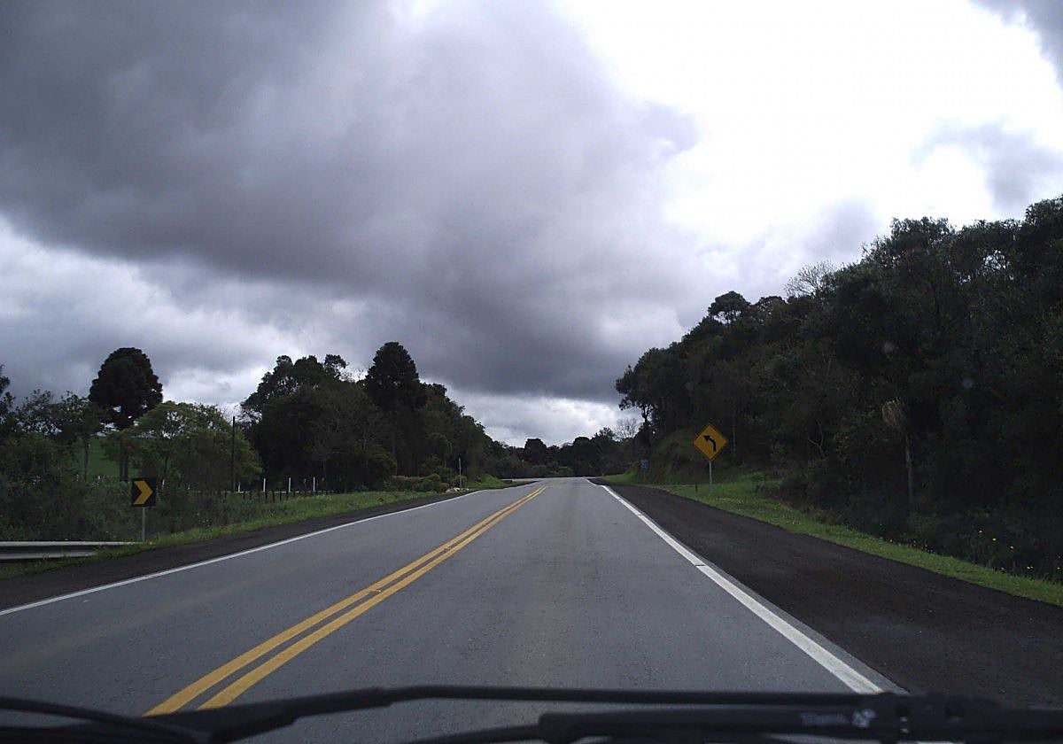 Menos coches y más aviones