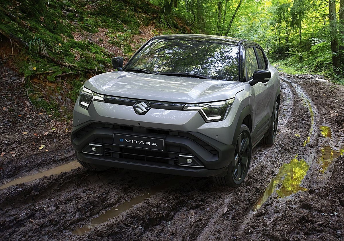 El Suzuki e-Vitara cuenta con versiones 4x4 y 4x2