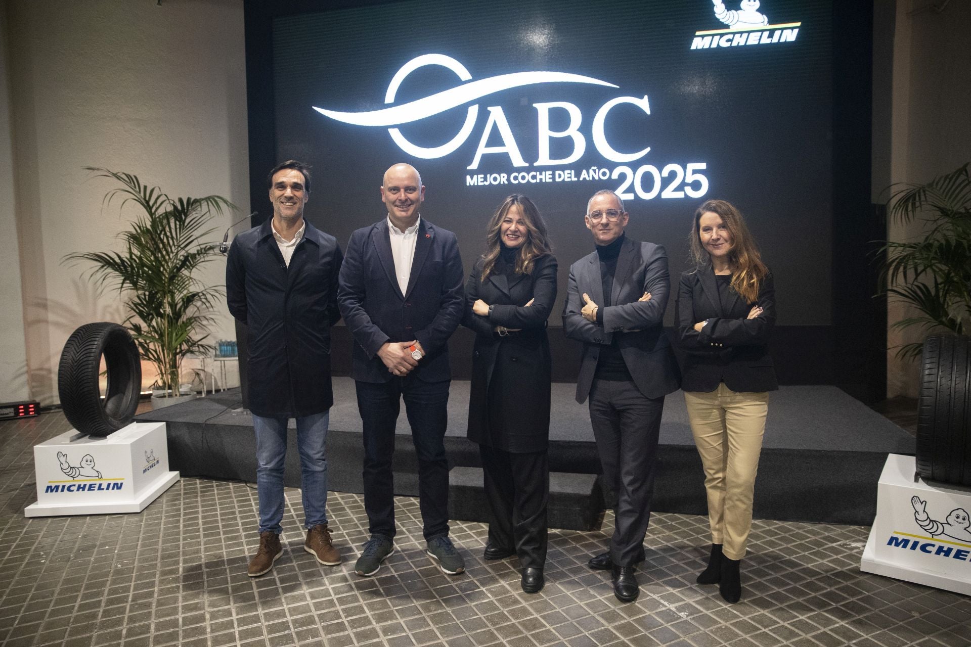 Alberto Morla (Peugeot), José Ángel López Tens (Citroën),  Rosa Caniego (Fiat), Olivier Quilichini (Director del Premium Stellantis para España y Portugal, y Ana Vellosillo (Alfa Romeo)