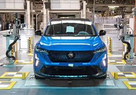 Renault en Palencia llega a los ocho millones de coches fabricados