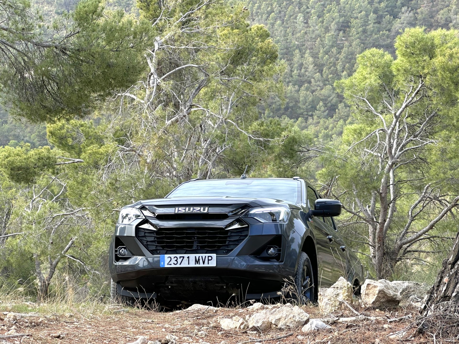 el nuevo modelo ya está en los concesionarios y que el fabricante se ha asegurado de disponer de un importante suministro que permita a su red de Concesionarios poder hacer entregas inmediatas