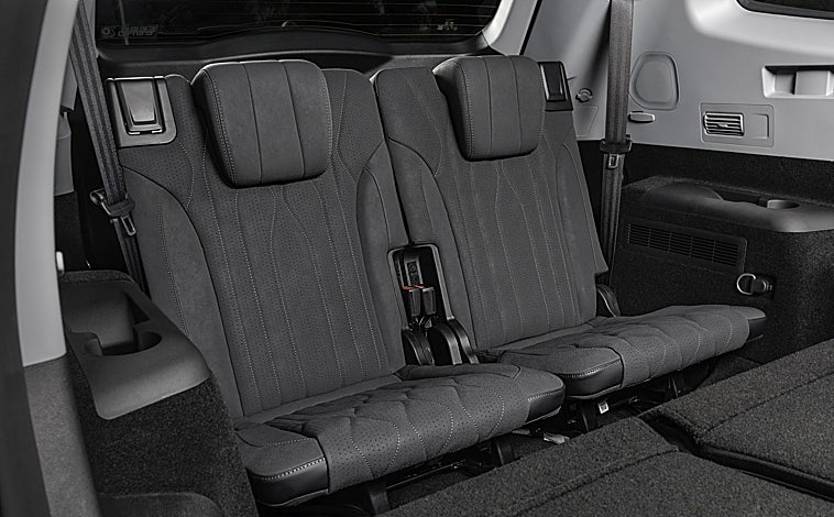 Imagen principal - Tiene hasta 3 filas de asientos y un generoso maletero 