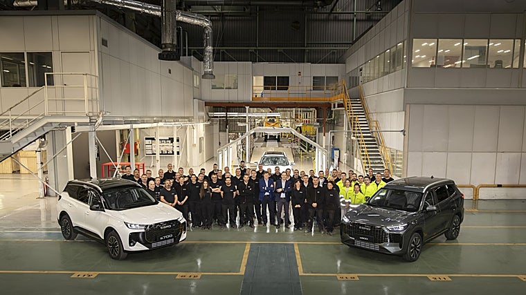 Primeros EBRO híbridos enchufables fabricados en España