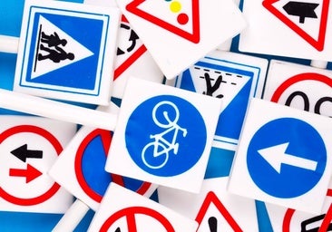 Las nuevas señales de tráfico que te podrás encontrar este verano en la carretera
