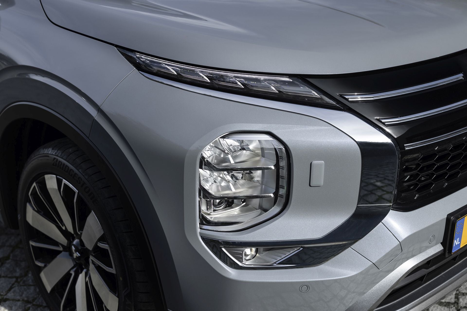 Seguridad 360 grados: El Mitsubishi Outlander PHEV integra avanzadas tecnologías ADAS para proteger a todos.