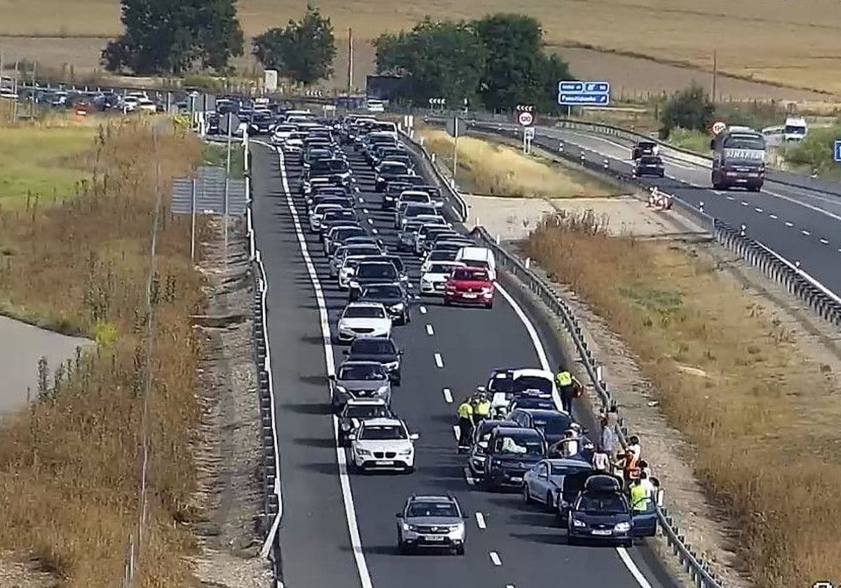Accidente captado por las cámaras de vigilancia de la DGT