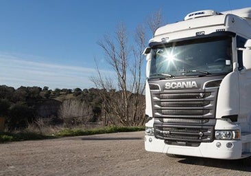 España da luz verde a la circulación de los megacamiones sin autorización previa