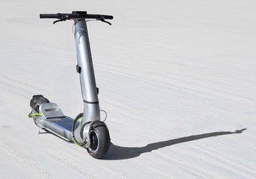 El patinete atómico capaz de llegar a 160 km/h