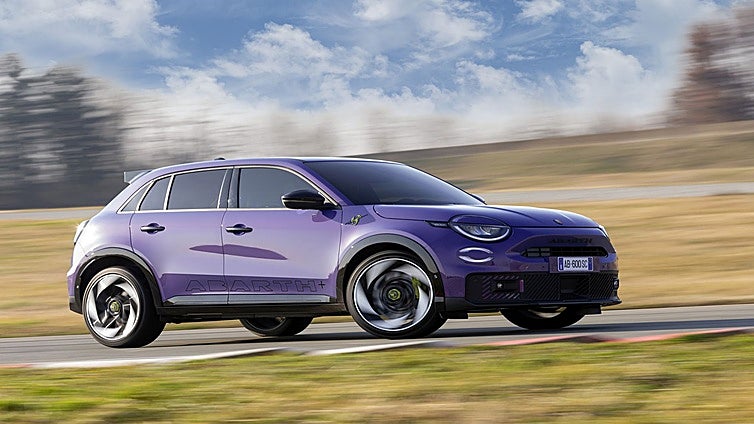 Abarth 600e: El Escorpión más potente de la historia con sensaciones de competición y tecnología de vanguardia