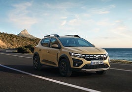 Dacia y Toyota se consolidan como líderes del mercado español