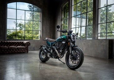 La Ducati Scrambler Nightshift estrena un verde esmeralda de inspiración setentera