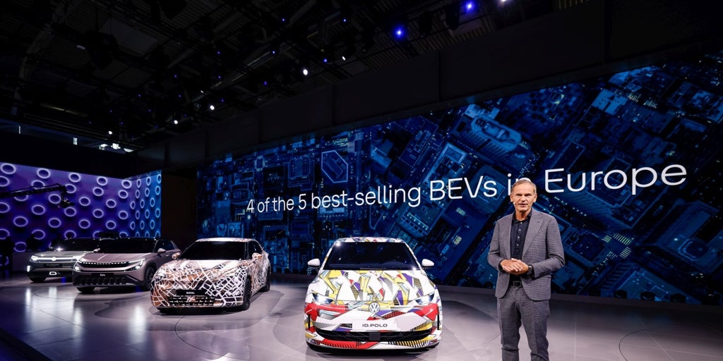 El CEO de Volkswagen alerta sobre los desafíos de la industria automovilística