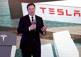Noruega mantiene un pulso con Elon Musk de un billón de dólares
