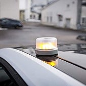 Estos son los únicos modelos homologados por la DGT de la baliza V16 conectada