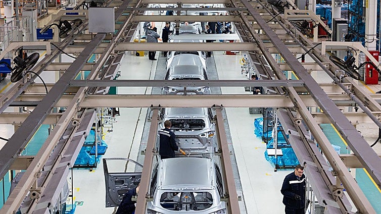 Anfac urge a acelerar el Plan Auto 2030 para no perder el tren de la electrificación