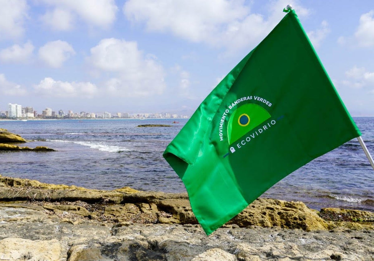Las Banderas Verdes de Ecovidrio son para el verano