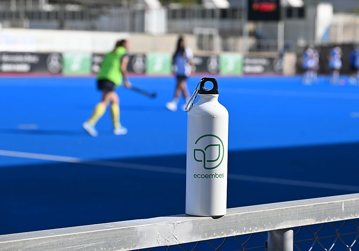 El balonmano, el baloncesto y el hockey se suman, con Ecoembes, a las campañas en favor del reciclaje