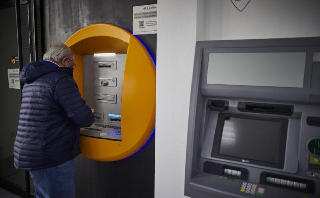 Miles de personas están en claro riesgo de exclusión financiera