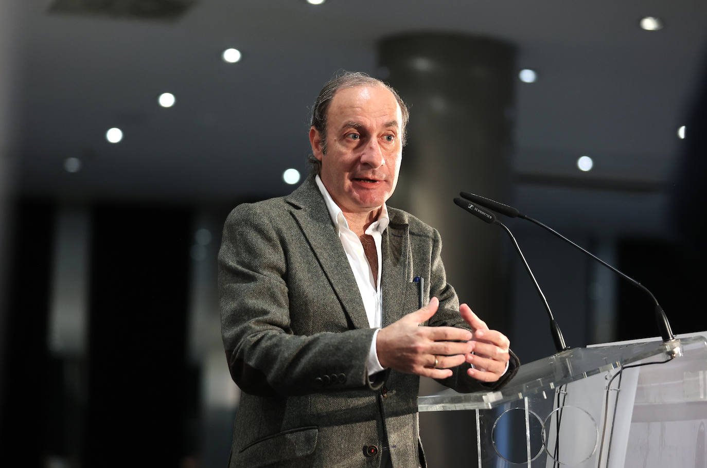 La conferencia del director general de Unieléctrica en la &#039;Mirada Económica&#039;, en imágenes