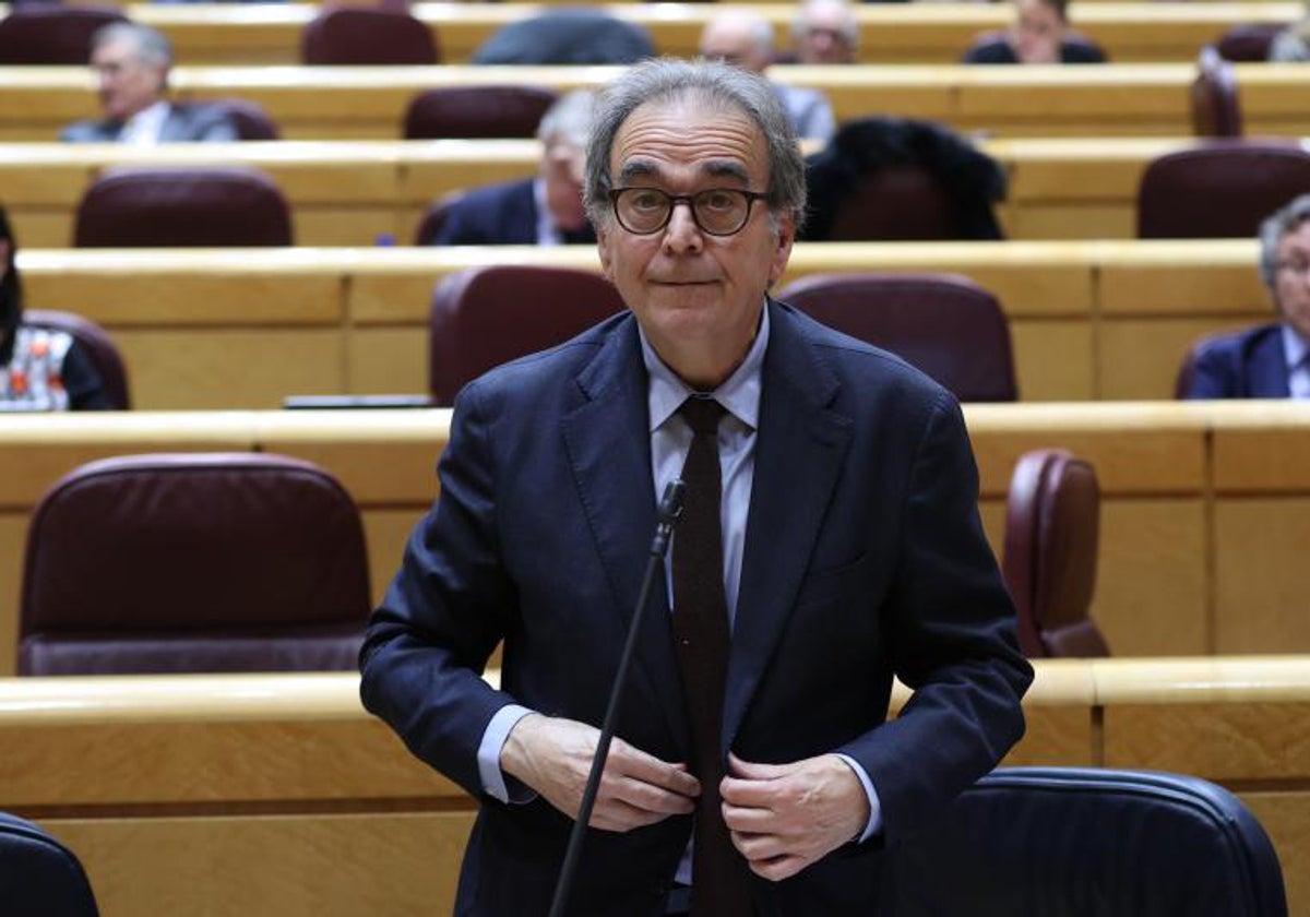 El ministro de Universidades, Joan Subirats, en un Pleno del Senado