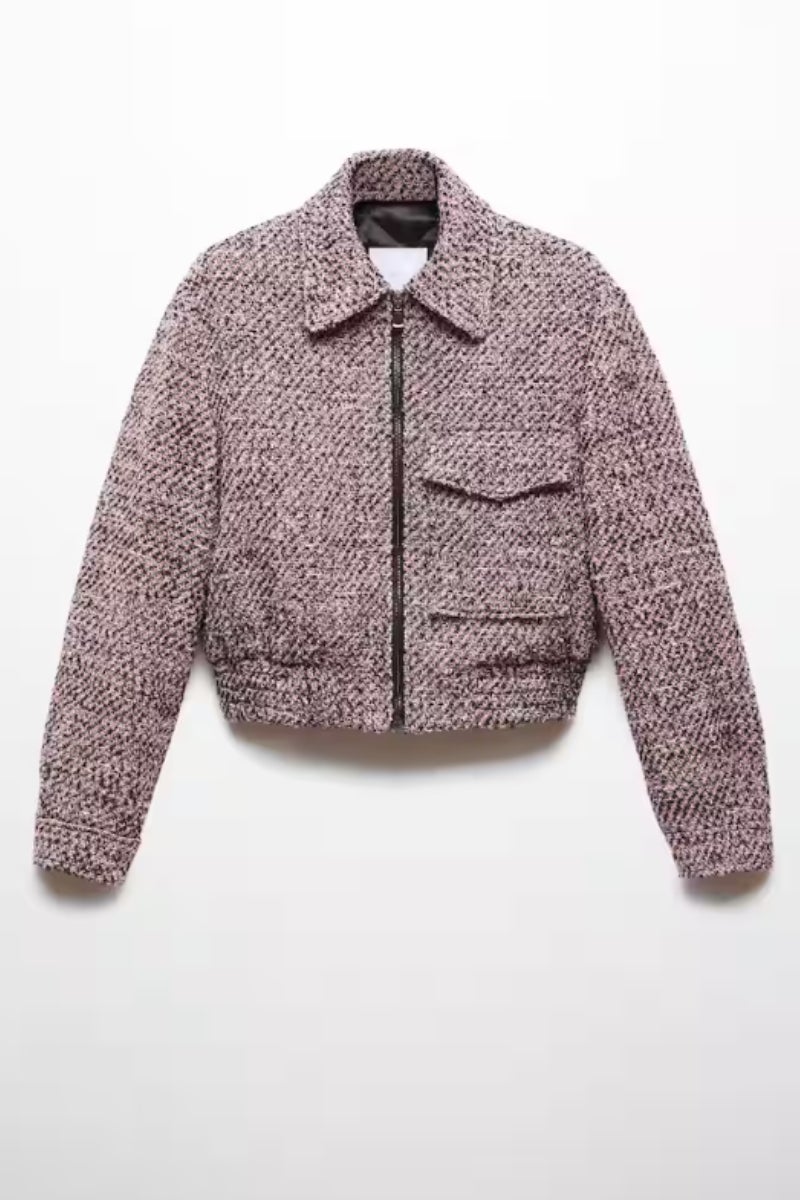 Mango. Chaqueta bomber de tweed con cuello camisero. Precio: 45,99€.