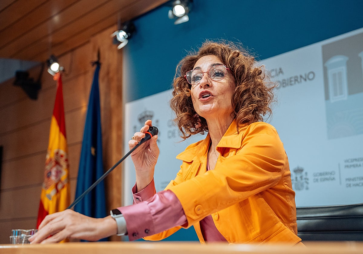 La vicepresidenta y ministra de Hacienda, María Jesús Montero