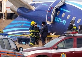 Sospechas de ataque ruso en el avión estrellado en Kazajistán